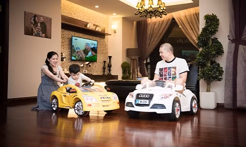 2. Căn hộ triệu đô ở trung tâm Hà Nội. Với số tiền tích cóp trong nhiều năm từ việc kinh doanh, anh đã mua hai căn hộ liền kề nhau tại khu chung cư cao cấp của Hà Nội.