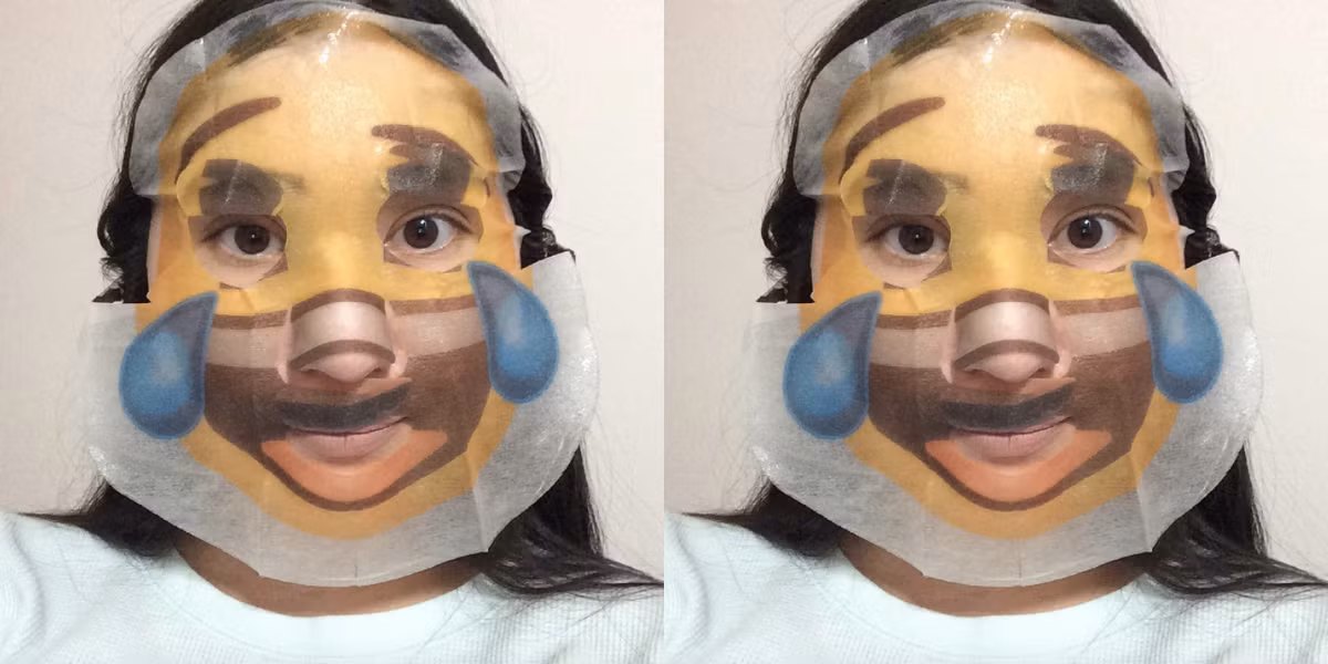 Ngay sau khi ra mắt, sản phẩm đã cháy hàng vì rất nhiều bạn gãi đã mua về chỉ với mục đích chính là tự sướng. Ảnh: Cosmopolitan.