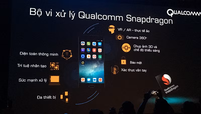 Theo ông Nguyễn Tử Quảng, Bphone 2017 thuộc phân khúc cận cao cấp, có thể cạnh tranh với các đối thủ như Samsung Galaxy A7 2017, Motorola Moto Z2 Play...Tuy nhiên, thực tế Bphone 2017 chỉ sở hữu chipset Snapdragon 625 với bộ vi xử lý 8 nhân. Ảnh: Thegioididong.