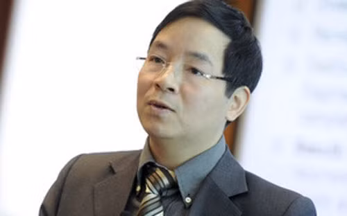 TS. Vũ Thành Tự Anh là Giám đốc Nghiên cứu của Chương trình Giảng dạy Kinh tế Fulbright tại TP HCM, đồng thời là Nhà nghiên cứu cao cấp tại trường Quản lý Nhà nước Harvard Kennedy. Tiến sĩ Tự Anh nghiên cứu chủ yếu trong lĩnh vực kinh tế phát triển, chính sách công nghiệp và kinh tế học thể chế. Ảnh: Vietstock.