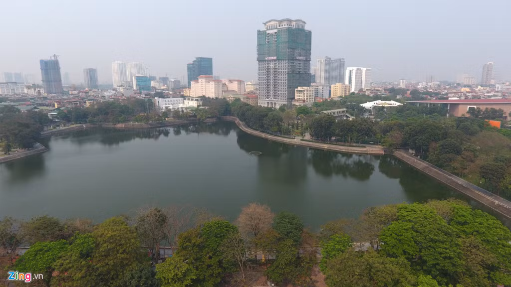 Dự án được xây dựng quy mô 27 tầng cao và 4 tầng hầm, nằm trên diện tích đất là 4.791 m2, tổng số 242 căn hộ. Diện tích đất xây dựng là 2.318 m2, tương đương với mật độ là 48,4%.