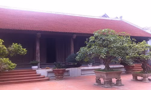 Ngôi nhà gỗ lim của đại gia Bắc Ninh tọa lạc xã Yên Phụ, huyện Yên Phong.