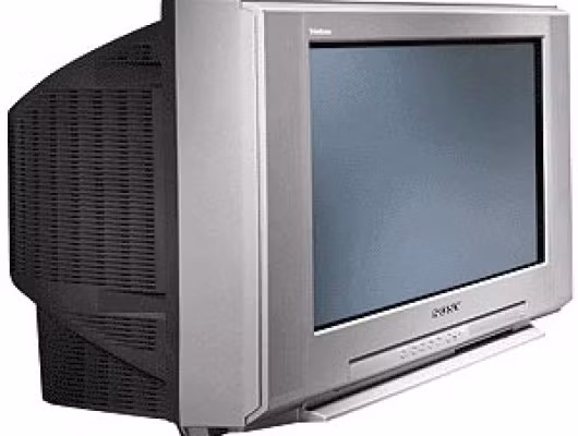 Không chỉ nặng, chúng còn ngốn khá nhiều tiền điện của gia đình. Ảnh: Dientudienlanhhanel.