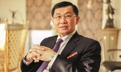 Ong Johnathan Hanh Nguyen lam CT cong ty dich vu hang khong Tan Son Nhat