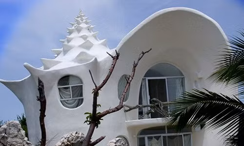 Một căn nhà vỏ ốc khác ở Mexico. Ảnh: Pulptastic.