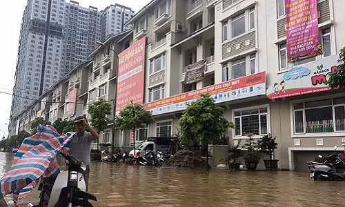 Cu dan biet thu trieu do lai "cheo thuyen" sau mua