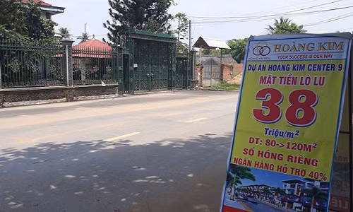 Sot dat quan 9, xem dan mua dat nhu… chon rau