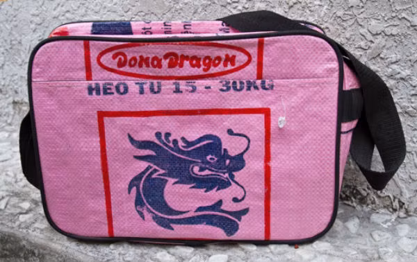 Bao tai cam lon Viet Nam thanh thoi trang, dat gap 1.000 lan-Hinh-6