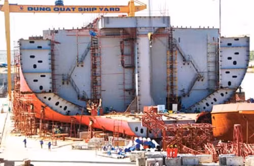 Tháng 6/2015, tổng doanh thu của DQS đạt 4.857 tỉ đồng. So với năm 2014 đã có lợi nhuận 49 tỉ đồng, riêng 6 tháng đầu năm 2015 lợi nhuận khoảng 25 tỉ đồng. Ảnh: Kinhtedothi.