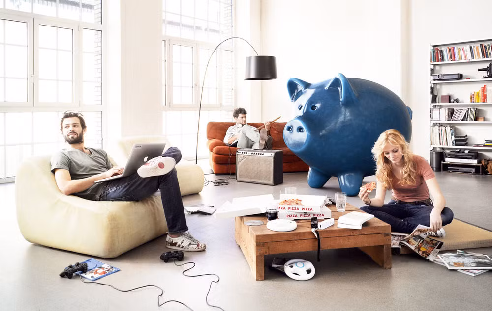 Điện thoại: Các gói dịch vụ di động ở Zurich có giá dao động từ 19-29 USD một tháng. Với 29 USD, bạn có thể gọi điện, nhắn tin nội địa không giới hạn, dữ liệu không giới hạn với 5 GB 4G tốc độ cao. Ảnh: Zuerich.