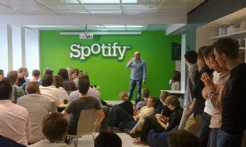 Được thành lập từ tháng 4/2006 và chính thức đi vào hoạt động tháng 10/2008, công ty Spotify có trụ sở chính tại Stockholm, Thụy Điển và London, Anh Quốc. Ảnh: Wiki.