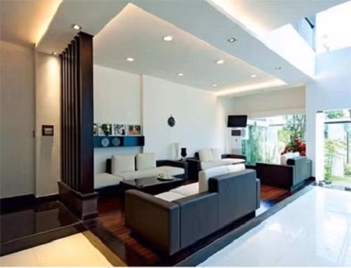 Không gian sang trọng căn biệt thự Hồ Ngọc Hà đang sống.