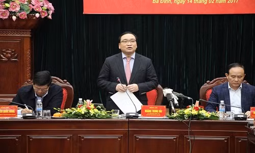 Bi thu Ha Noi lo ngai thanh nien dung bong cuoi tran lan-Hinh-2