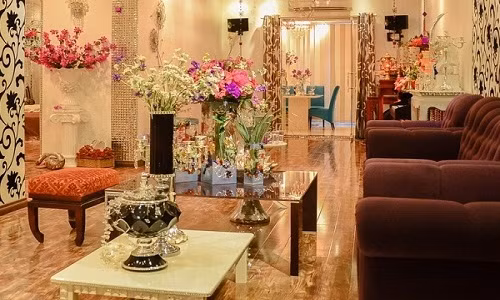 Trong cay to trong nha tuong tot, hoa ra de ruoc hoa vao nha