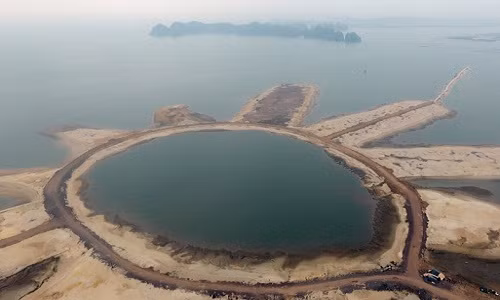 Du an lan bien xay do thi cua chua dao Tuan Chau nhin tu tren cao