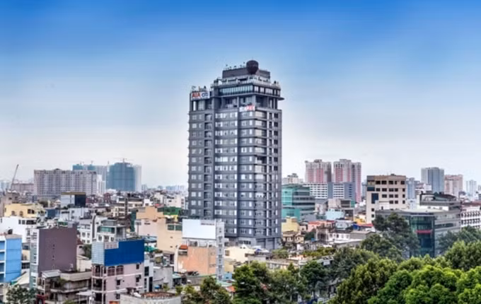 Có nguồn tin danh hài Trường Giang mua một căn hộ cao cấp ở The One Sài Gòn. Khu chung cư cao cấp nằm ngay giữa trung tâm Quận 1, nơi tập trung nhiều dịch vụ cao cấp bậc nhất của TP HCM. Ảnh: Phapluatplus.