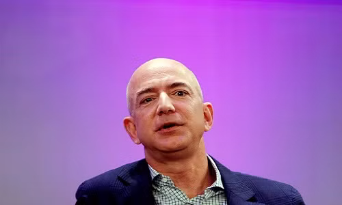 Dù rất bận nhưng Jeff Bezos vẫn luôn đảm bảo ngủ 8 tiếng/ngày. Nguồn ảnh: Business Insider.
