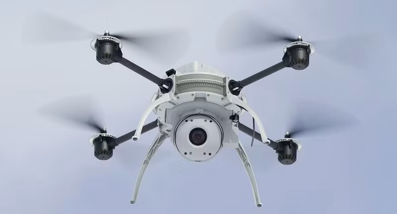 Robot bay hay còn gọi máy bay không người lái được sử dụng để cứu người trong những thảm họa như sương mù. Ảnh: Blogspot.