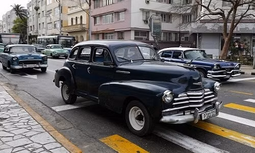 Ky la nhu mua ban o to o "thien duong xe co" Cuba