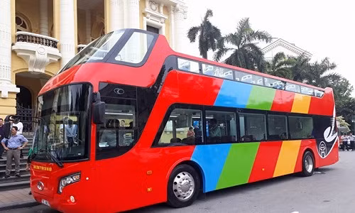 Xe buyt 2 tang o Ha Noi tri gia bao nhieu tien?