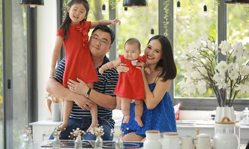 "Phat sot" voi nhung nhoc ti lai Tay sieu dang yeu cua sao Viet-Hinh-6