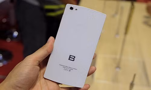 BPhone 2 lo gia ban duoi 10 trieu dong-Hinh-2