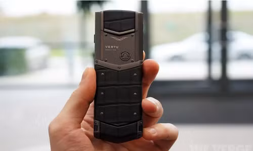 Vì sao điện thoại đình đám Vertu dừng sản xuất? Vi sao dien thoai dinh dam Vertu dung san xuat?