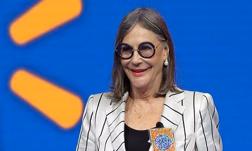 Chan dung nu ty phu giau nhat the gioi vua lo dien