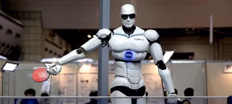 Chú robot được thiết kế với tác phong cực kỳ mạnh mẽ. Ảnh: Scroll.