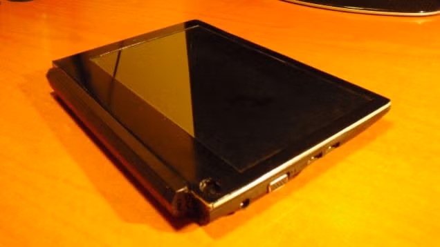 Biến màn hình cảm ứng laptop thành máy tính bảng. Ảnh: Loffee.