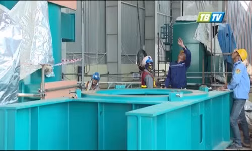 PVC: Lien danh, lien ket roi...“tron no”?-Hinh-2