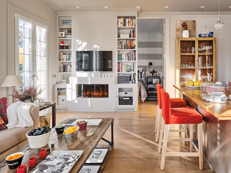 Dù chỉ gói gọn trong vài mét nhưng phòng khách vẫn đủ để bất kỳ vị khách nào ghé thăm đều thích thú bởi vẻ đẹp bình yên.