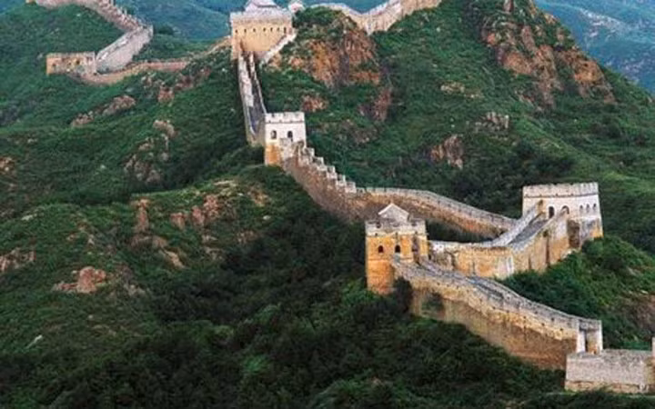 Trung Quốc đứng ở vị trí thứ 3 với 16.040 người siêu giàu.