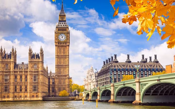 Anh "sản sinh" ra 8.860 người siêu giàu, đứng vị trí thứ 5 trong bảng xếp hạng của WealthX.