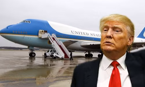 Chuyen co Air Force One cua ong Trump co the la "hang phe thai" cua Nga