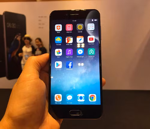 Gia ban chinh thuc cua Bphone 2017, len ke ngay 19/8-Hinh-3