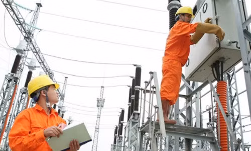 Yeu cau Bo Cong Thuong trinh phuong an gia dien truoc 25/3