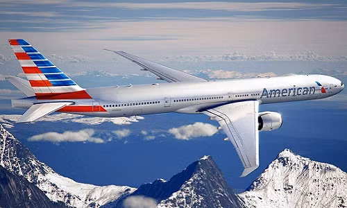 American Airlines - Hãng hàng không con trai Hoài Linh trúng tuyển trả lương cho tiếp viên trung bình 40.094 USD/năm. Ảnh: Business Insider.