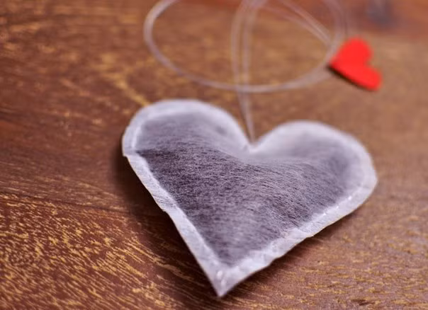 Túi trà hình trái tim. Ảnh: Cutediyprojects.