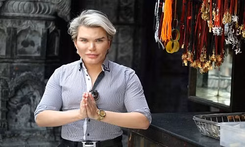 "Bup be Ken" dao keo lan 58 de co mau mat moi-Hinh-2