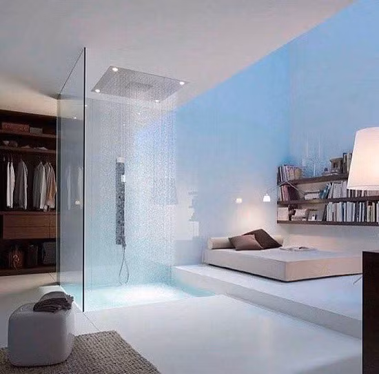 Ngày hè nắng nóng chắc chỉ muốn ngâm mình mãi trong hồ bơi mát rượi thế này.