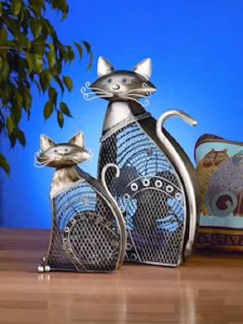 Mèo mẹ, mèo con. Ảnh: Printest.