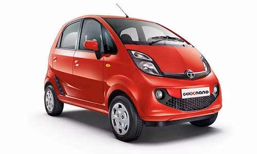 Tata Nano tạo nên làn sóng phấn khích với người dân các nước đang phát triển khi họ cho rằng có thể sử dụng nó để thay thế xe máy. Ảnh: Tata Motors.