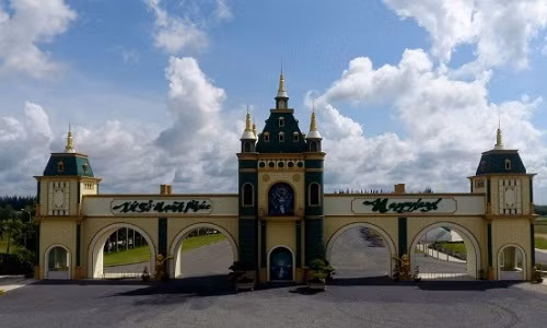 Về nguồn vốn thực hiện, ngoài huy động các ngân hàng trong nước như BIDV, Agribank, Ocean Bank...chủ đầu tư còn kêu gọi đối tác nước ngoài đến từ Hoa Kỳ, Hồng Công, Singapore, Nga, Đức...Ảnh: Tuổi trẻ.