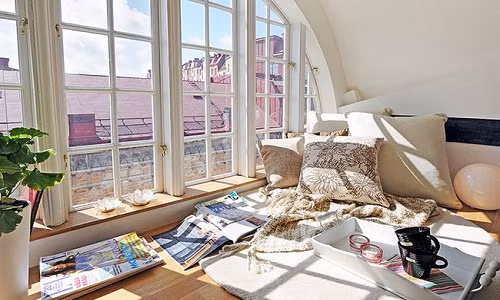 Không gian thư giãn hiện đại bên cửa sổ mái vòm. Nguồn ảnh: ATS.