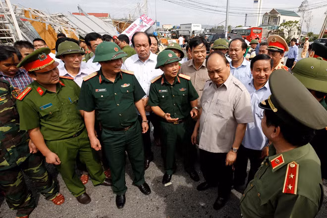 Thu tuong den Ha Tinh: Khong de canh tieu dieu noi bao di qua-Hinh-2