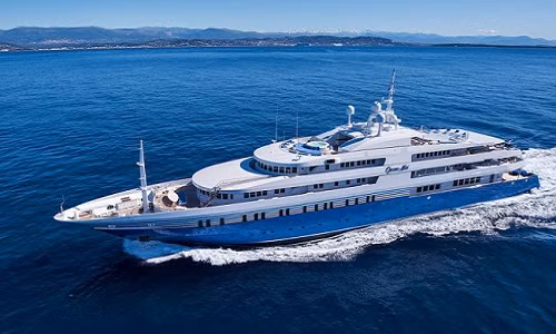 Choang vang gia cho thue nhung sieu du thuyen xa xi