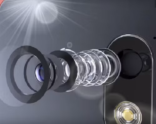 Camera mặt sau thiết kế hoành tráng đậm chất Nokia.