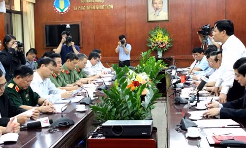 Bo truong Nong nghiep: Ho chan nuoi khong nen ban thao lon