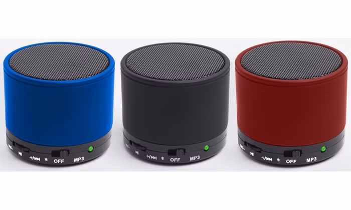 Ngoài ra, tính năng kết nối hai loa cùng loại cũng là điều cần quan tâm để mua loa Bluetooth chất lượng. Ảnh: Groupon.